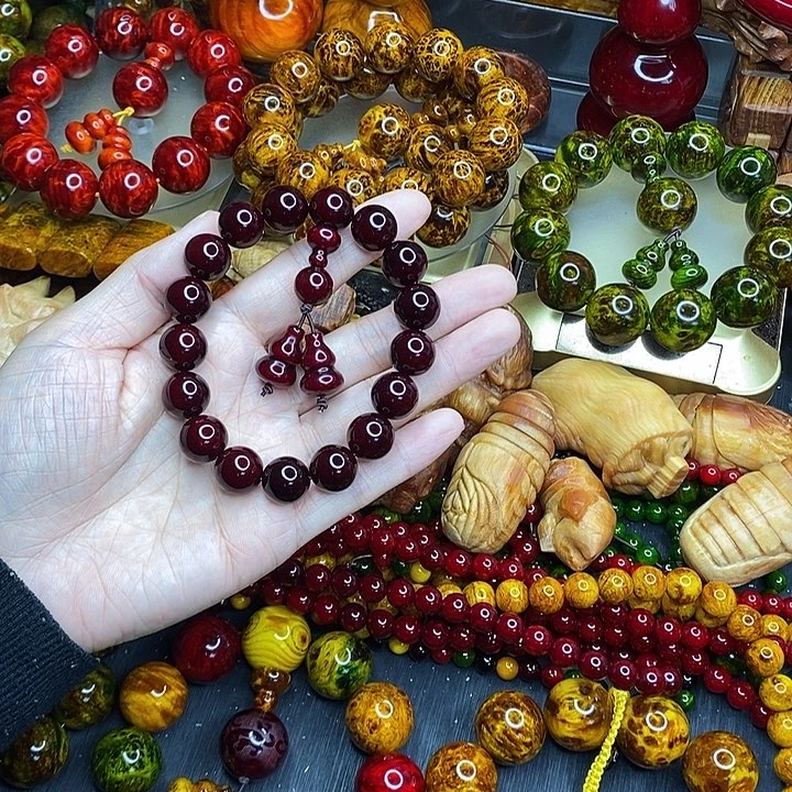 松木琥珀木文玩手串