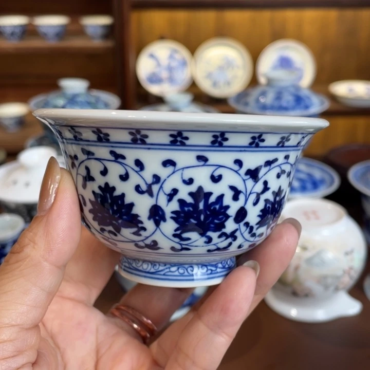 手工手绘缠枝莲压手杯