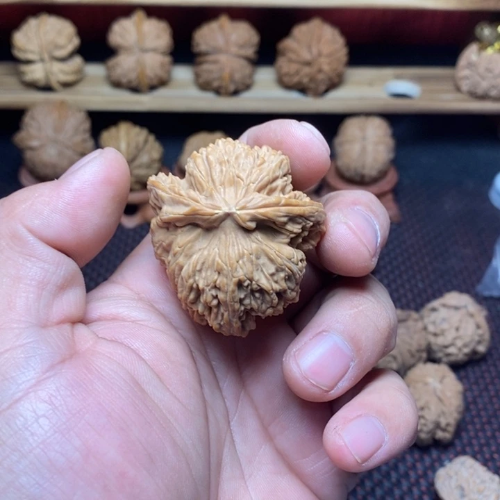 问***林文玩核桃把件文玩