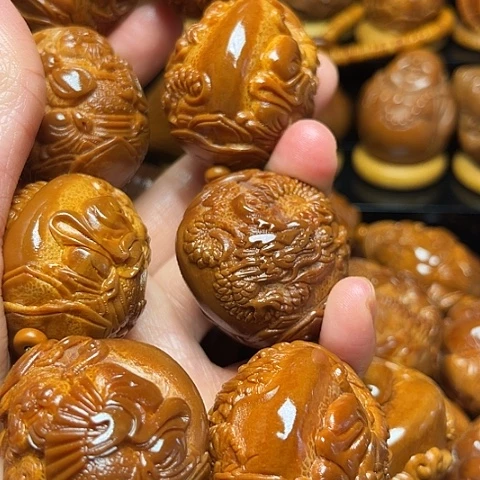 7***4橄榄核手串/手链龙财