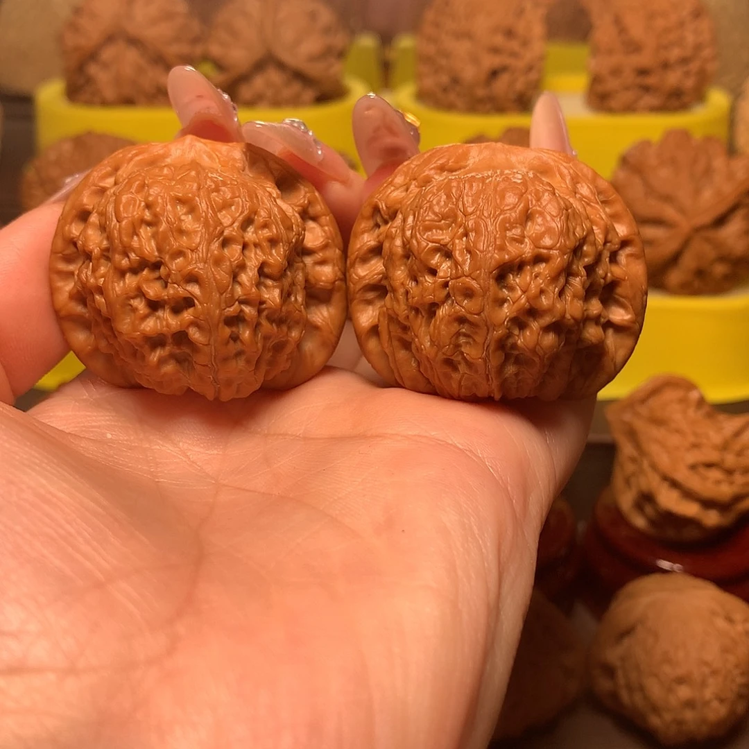 挖***-文玩核桃吊坠全品血麒麟40