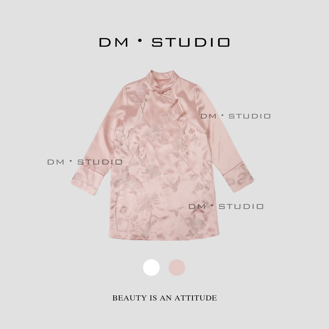 DM•STUDIO/新中式国风设计重工刺绣盘扣旗袍款连衣裙（970098）