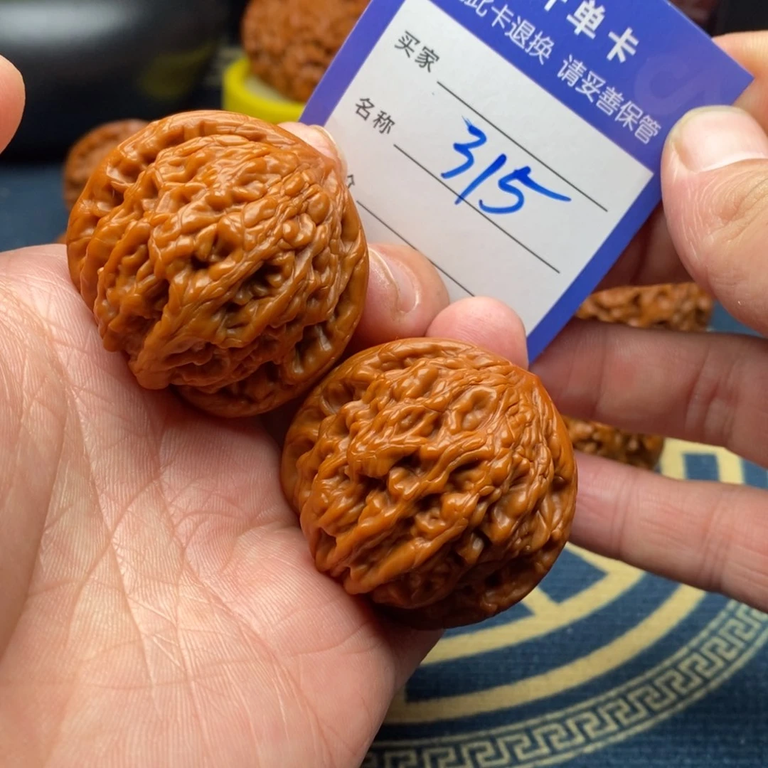 文玩核桃把件至尊虎41