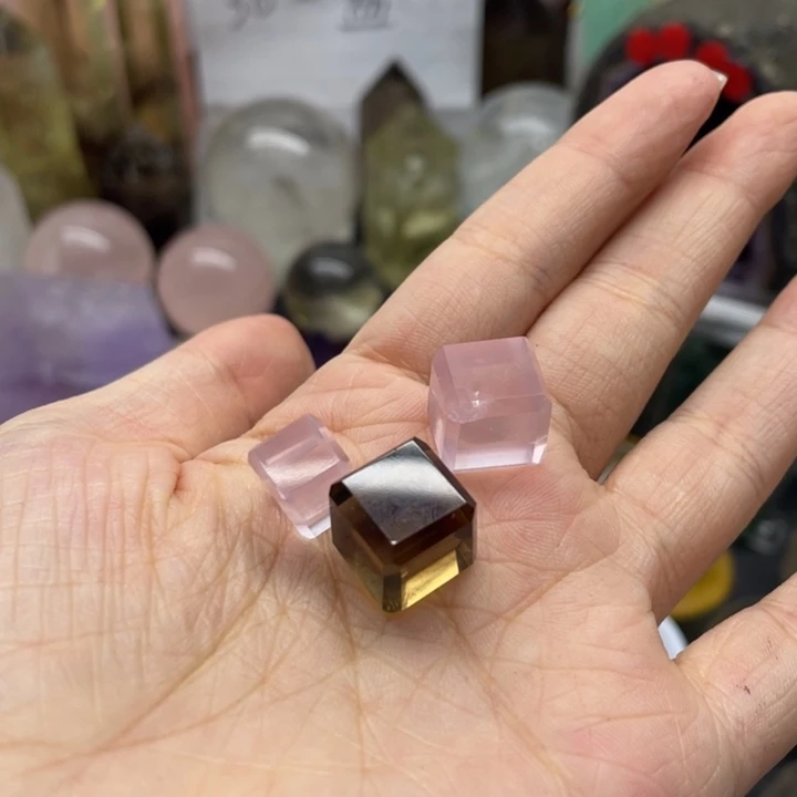 ****水晶珠宝半成品未镶嵌粉水方糖32
