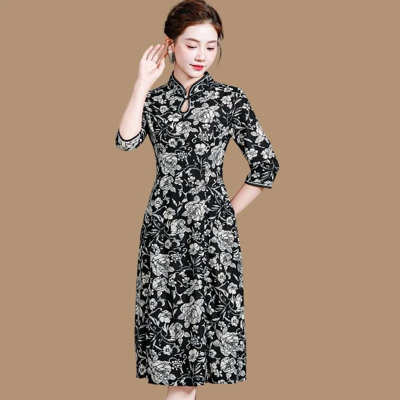 俞兆林2025春夏七分袖中国风旗袍碎花连衣裙女复古气质中长款妈妈