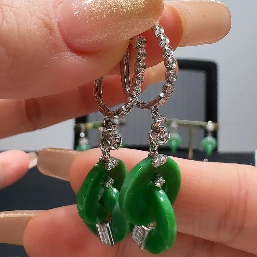 翡翠耳饰18K金镶嵌耳饰