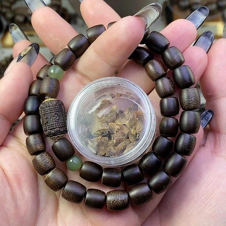 沉香沉香碎屑越南芽庄白棋楠0.8设计款