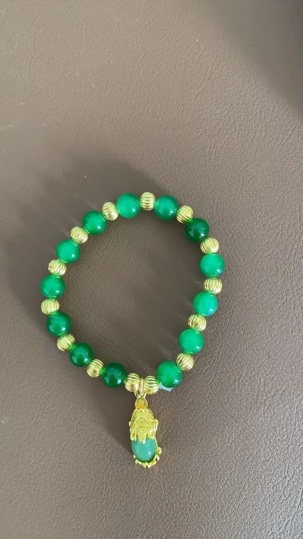 E033绿手串（无礼盒）