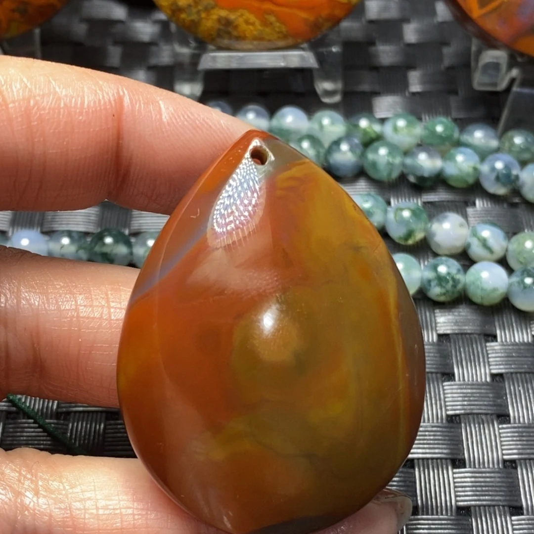 玛瑙/玉髓颈饰未镶嵌老*