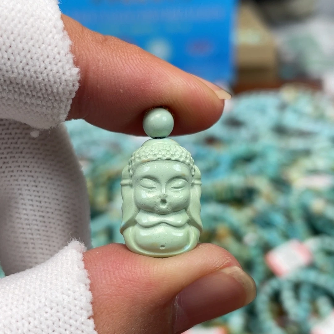 绿松石未镶嵌挂件