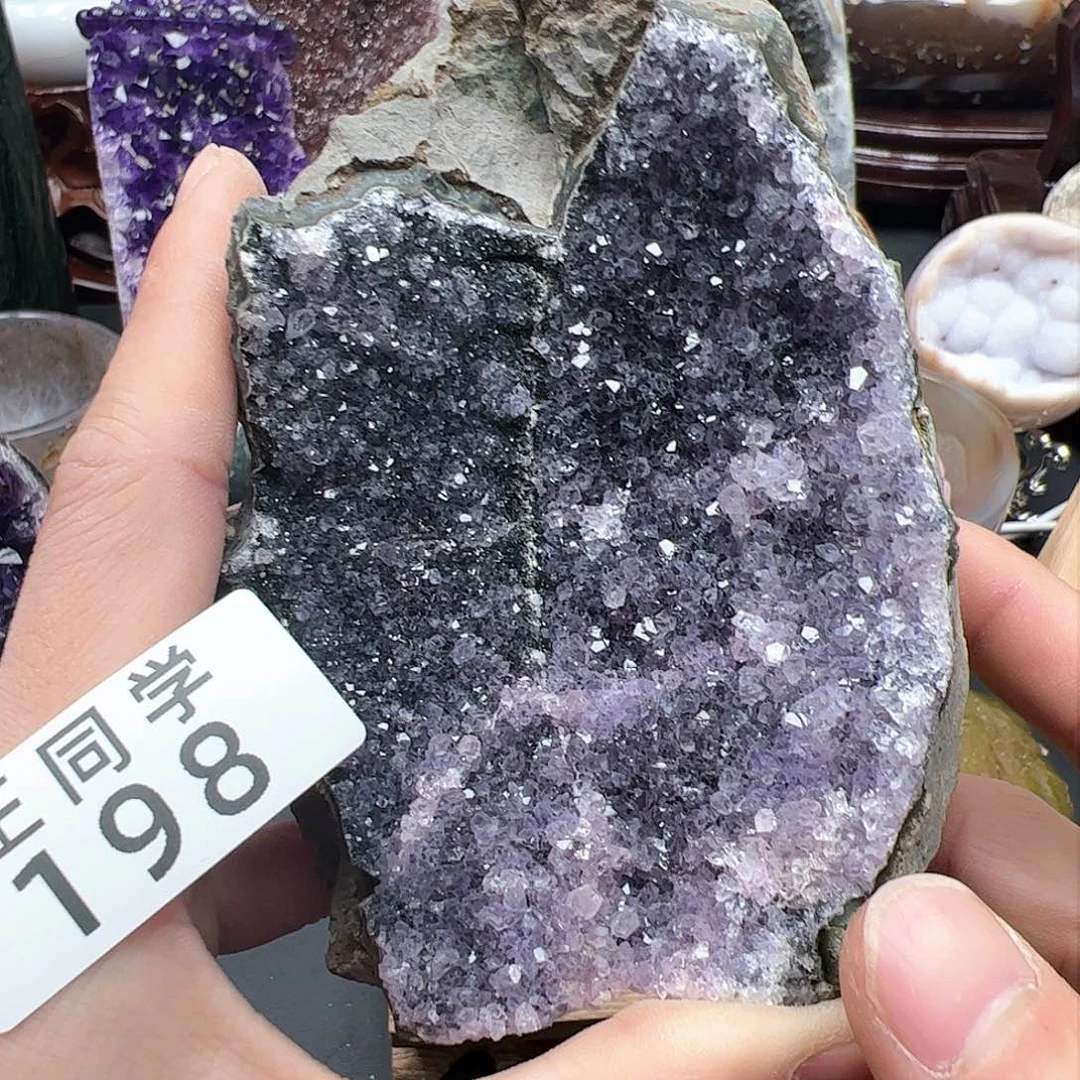 紫晶水晶摆件未镶嵌198