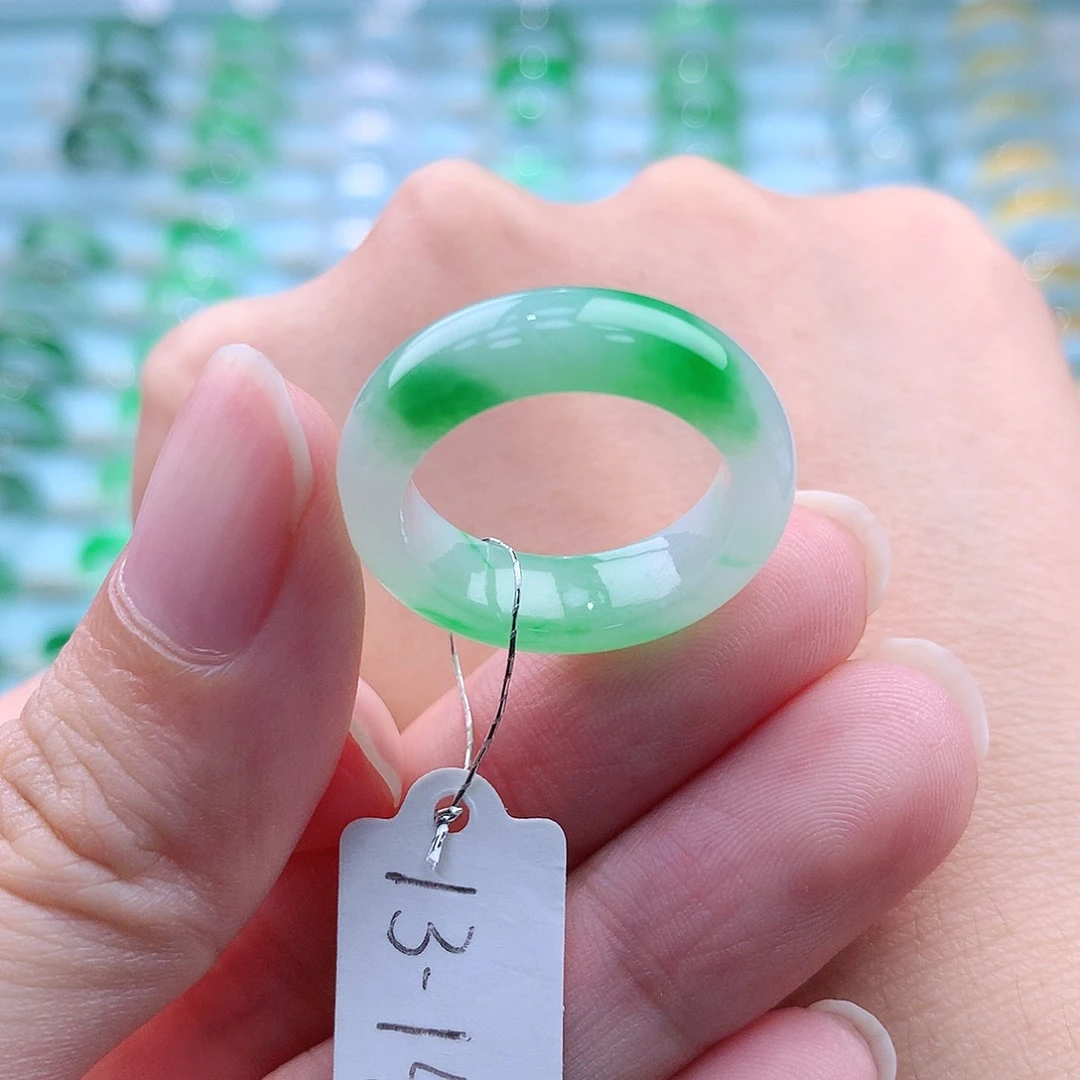 翡翠戒指未镶嵌缅甸翡翠A货