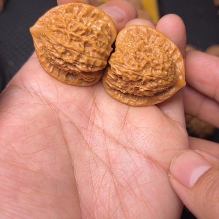 文玩核桃吊坠关关公子帽