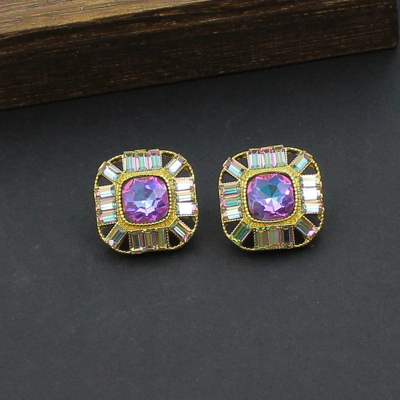 锌合金耳饰 2025夏季爆款复古饰品个性百搭炫彩耳饰精致款耳钉401