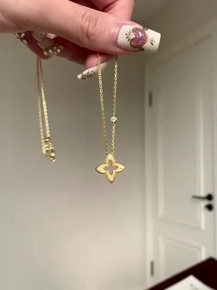 合金项链 2025新款契风镂空拉丝四叶草项链复古高级感百搭锁骨链