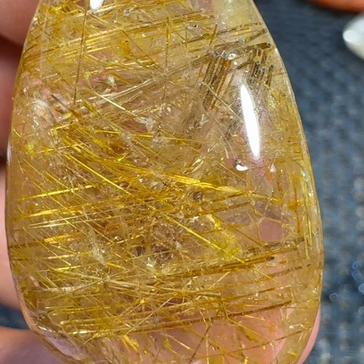 未镶嵌颈饰水晶阿*