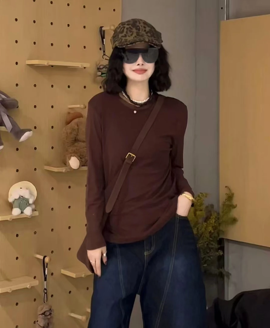 25年时尚洋气百搭纯色圆领女人衫8205