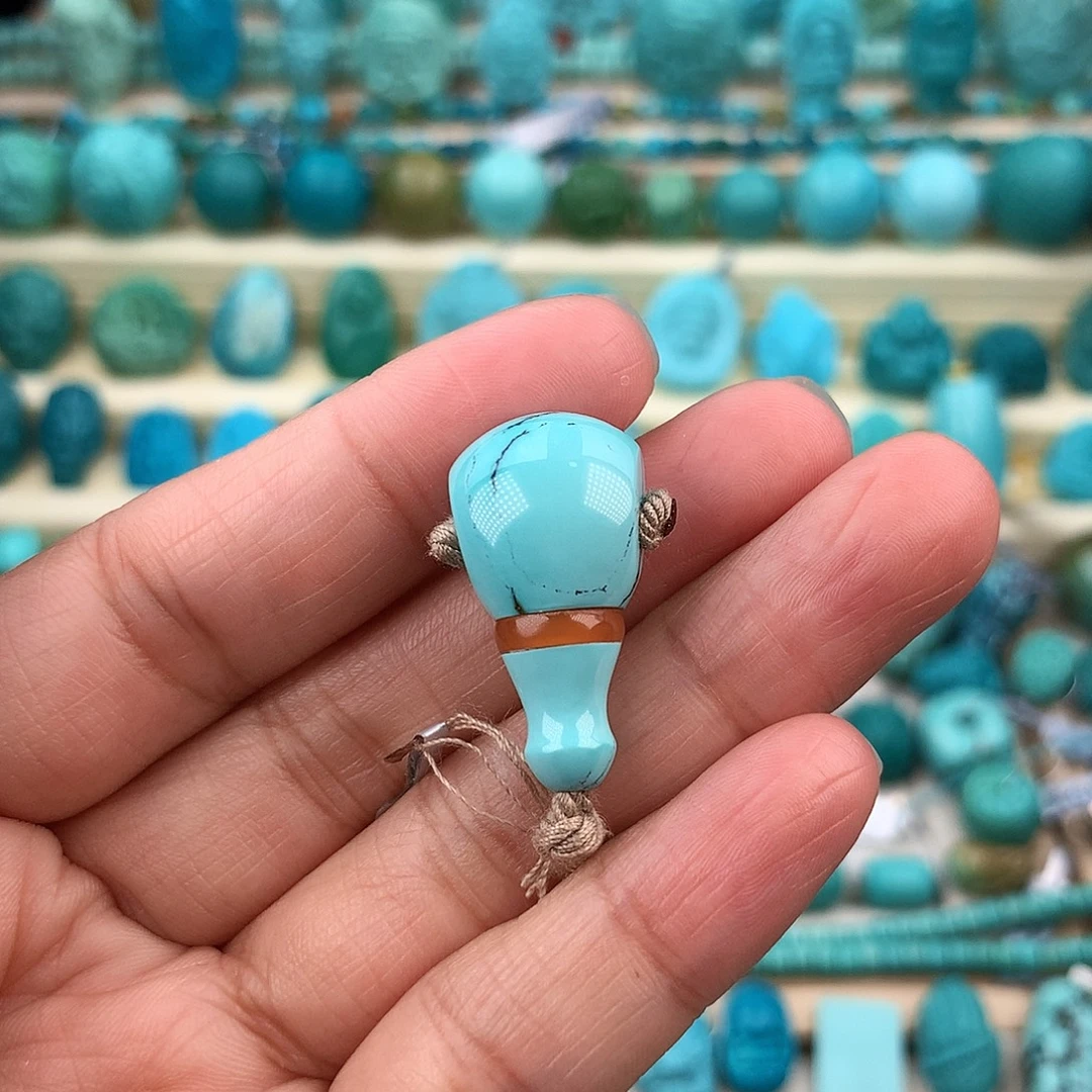 绿松石未镶嵌珠宝奇石13