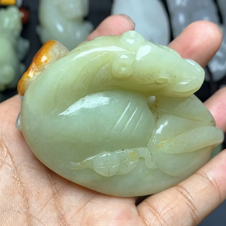 颈饰未镶嵌和田玉