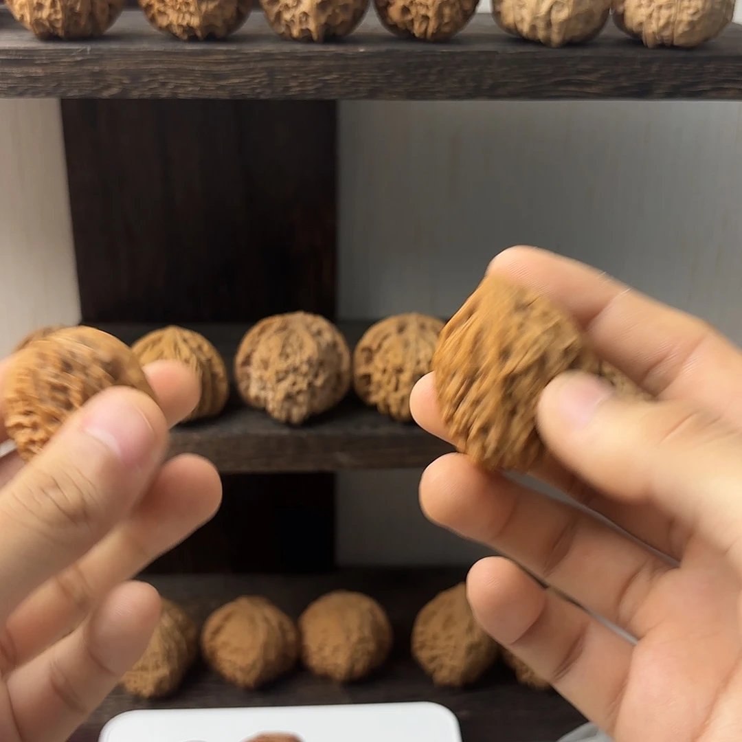 b***o大叶紫檀（黑酸枝木类）