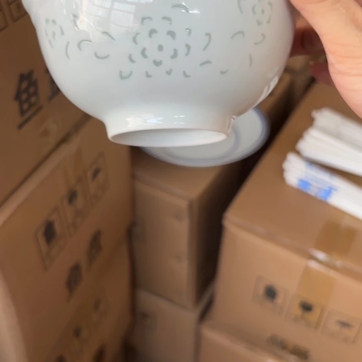 宁***装青瓷米饭碗四个面碗两个盘子四个青色花弄影