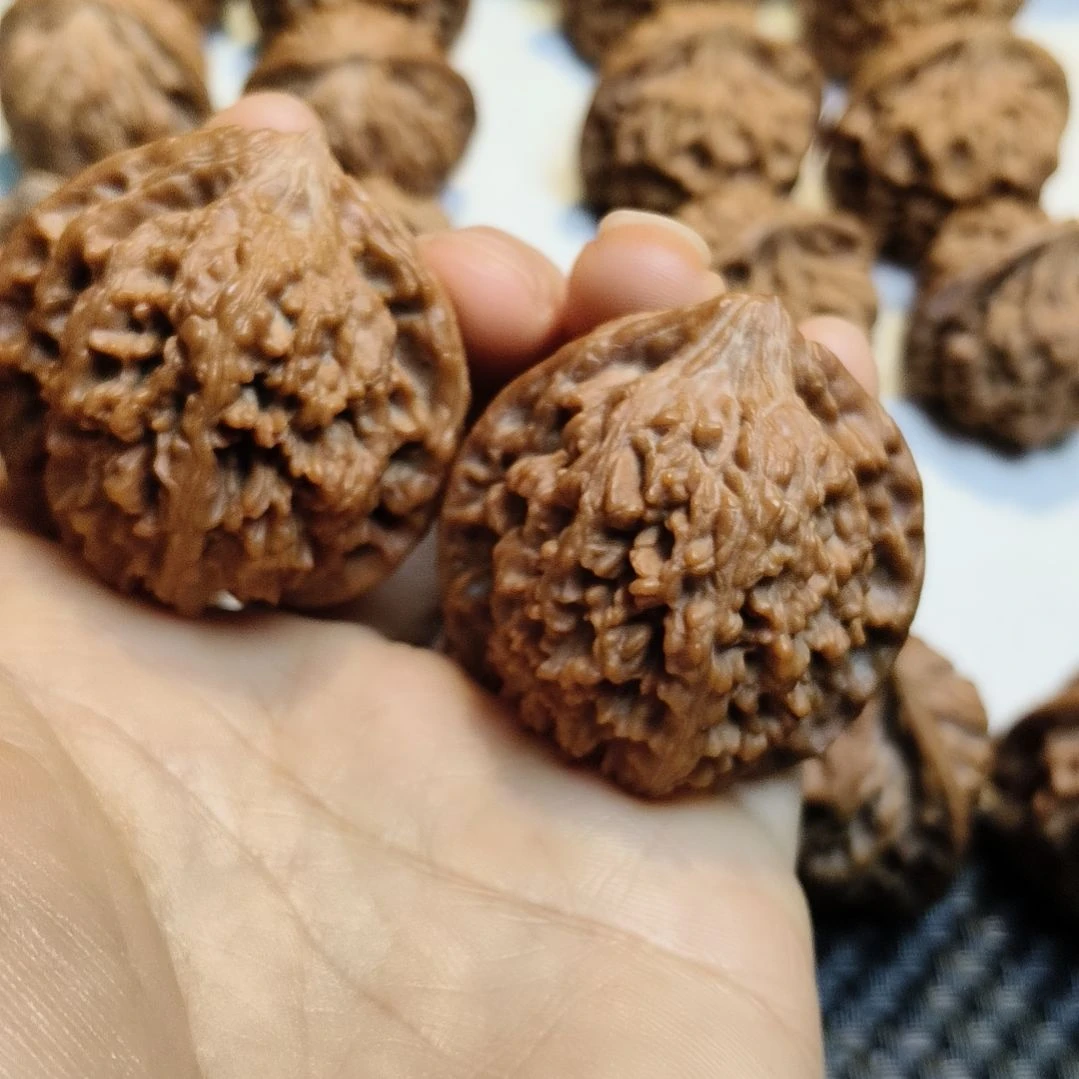【闪购商品】吊坠桃核大**哥