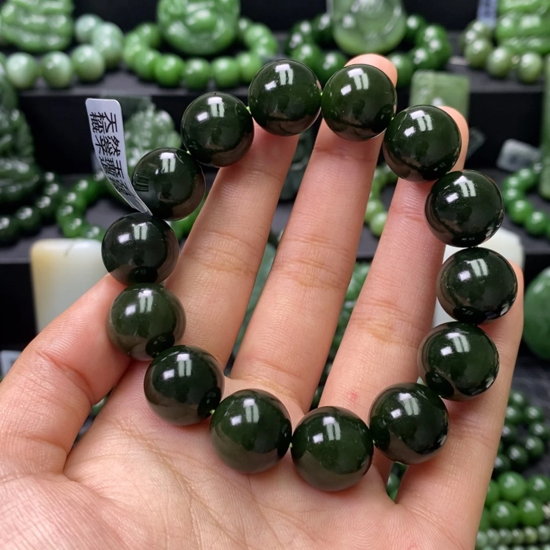 和田玉未镶嵌珠宝奇石