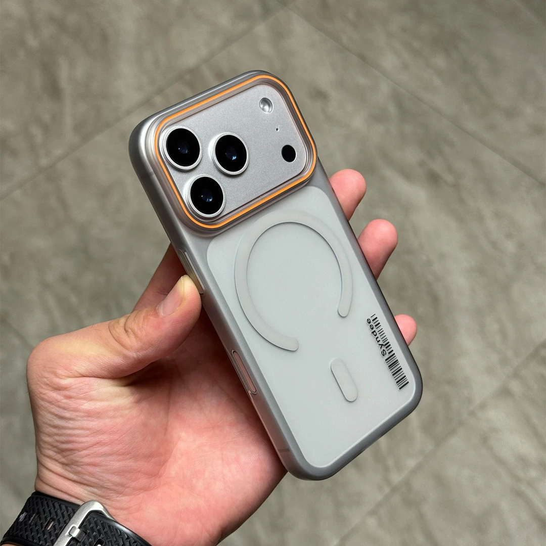 适用苹果17promax手机壳磁吸磨砂肤感iphone17pro简约16/15保护壳