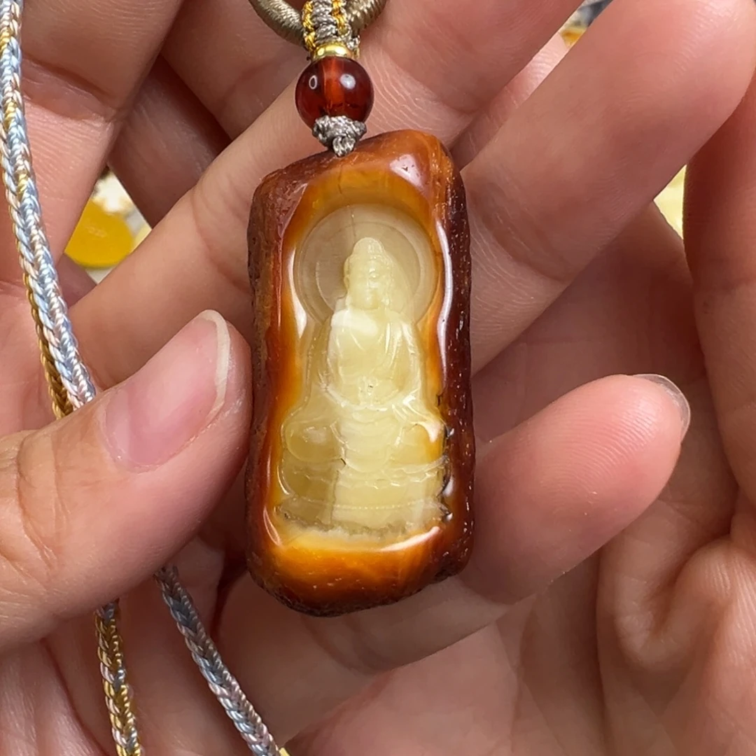 蜜蜡未镶嵌裸石微瑕