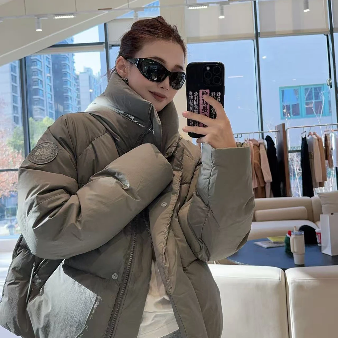 未使用 CANADA GOOSE Chilliwack短款连帽羽绒服服