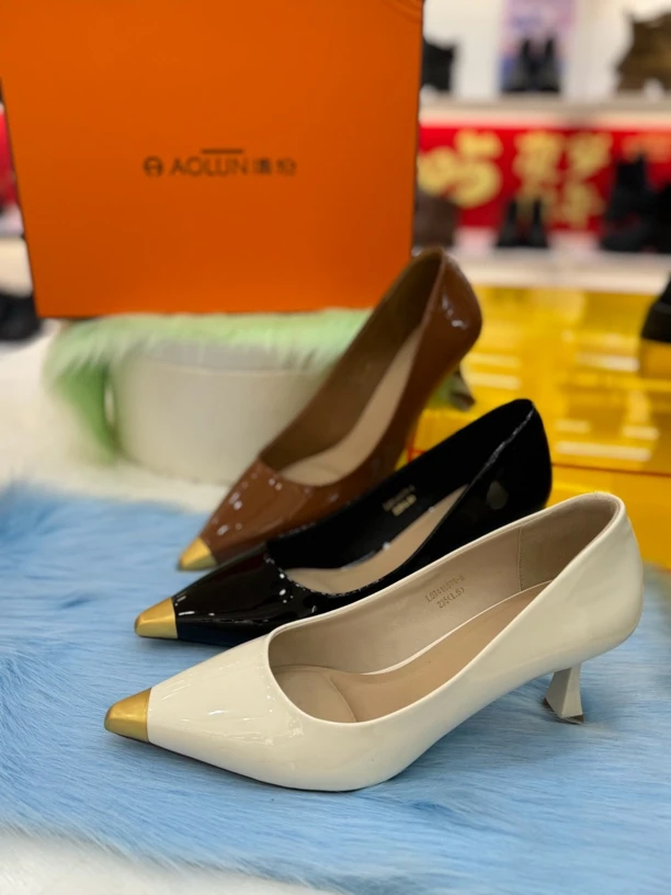 『澳伦』漆皮浅口单鞋