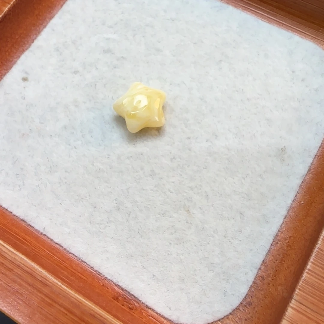琥珀未镶嵌珠宝奇石定制