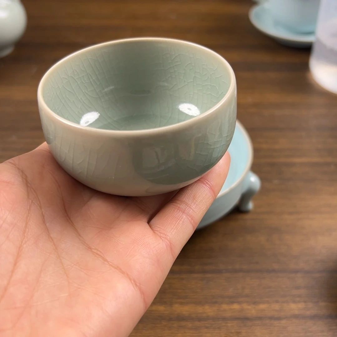 瓷摆件仿古釉水禅定杯