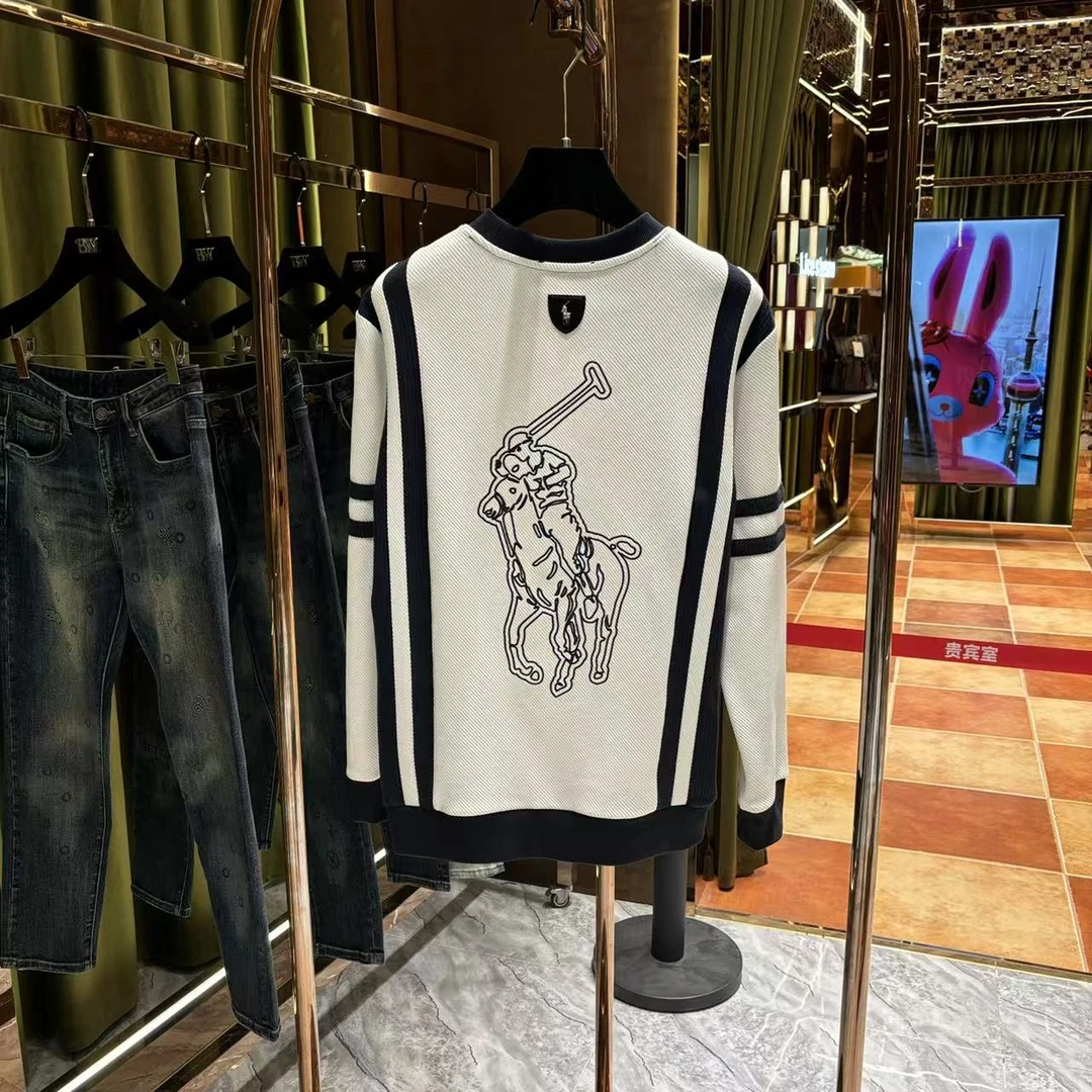 YL 【大师兄专属】2025秋冬新品高级感时尚百搭卫衣25746