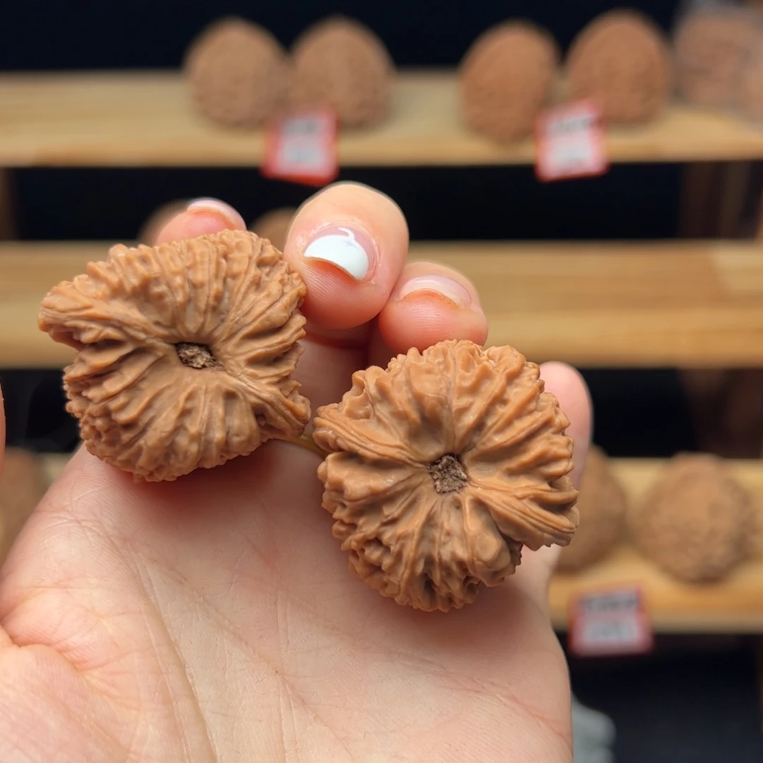 *****吊坠文玩核桃36高