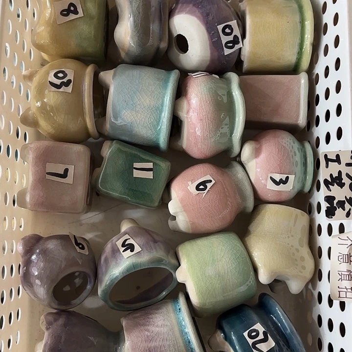 红陶发12个不同造型，非完美，介意慎拍。