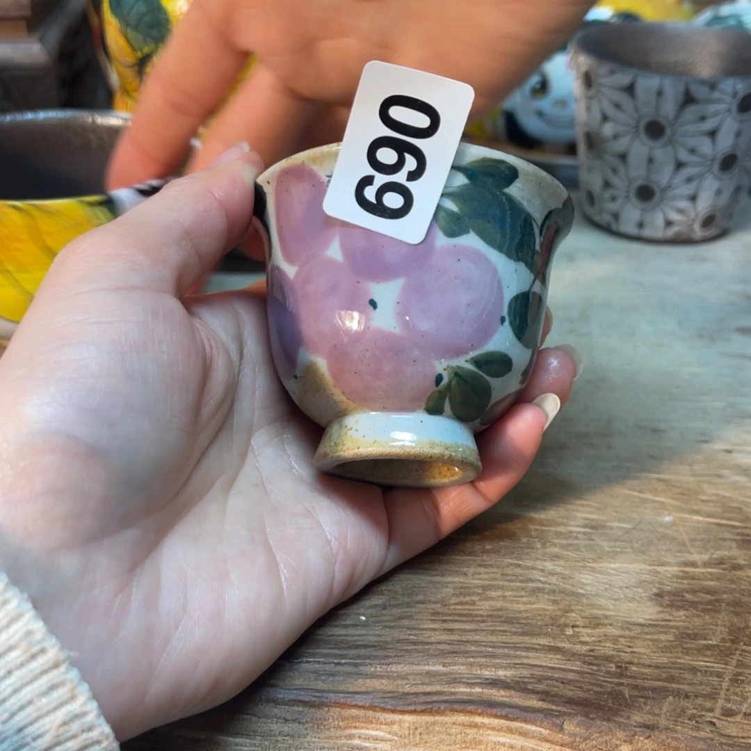 虎***纠壶陶朋友们开播了快来抢浮力