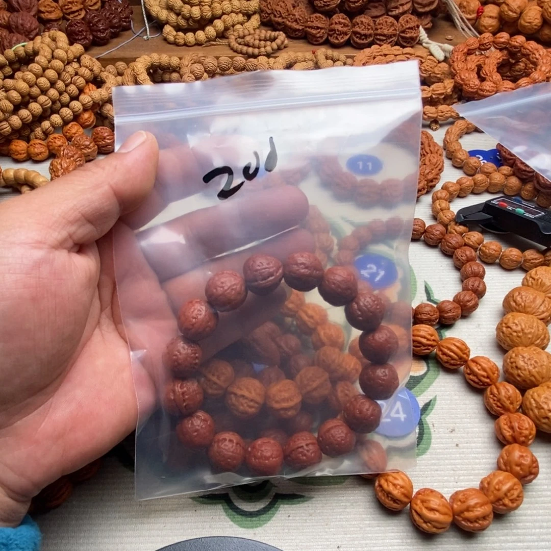 鞠***崽手串桃核福利1.6尺寸