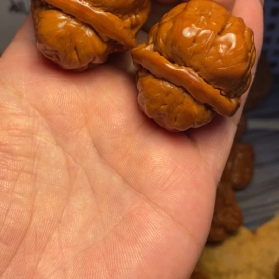 文玩核桃吊坠蛤蟆