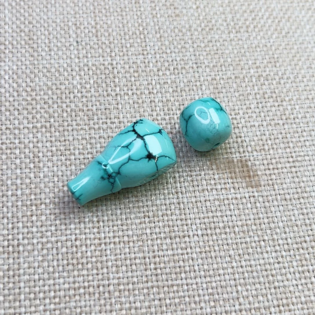 未镶嵌绿松石珠宝奇石13.5顶珠，15.x12.6三通