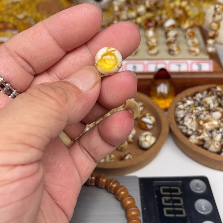 琥珀裸石未镶嵌寒*03号