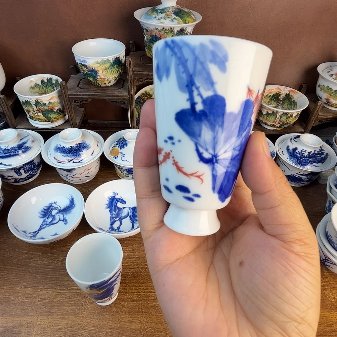 忠意堂釉下彩荷花鱼