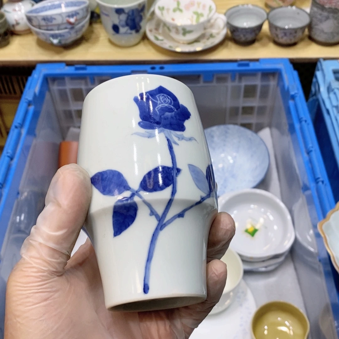 猫***妈瓷片哈哈哈哈哈哈哈哈哈哈