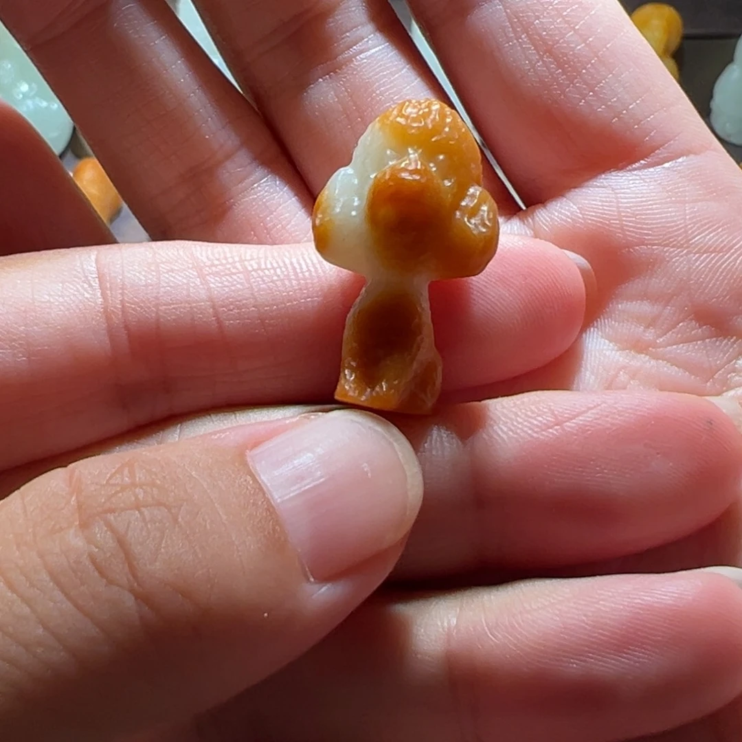 和田玉未镶嵌颈饰福*阁