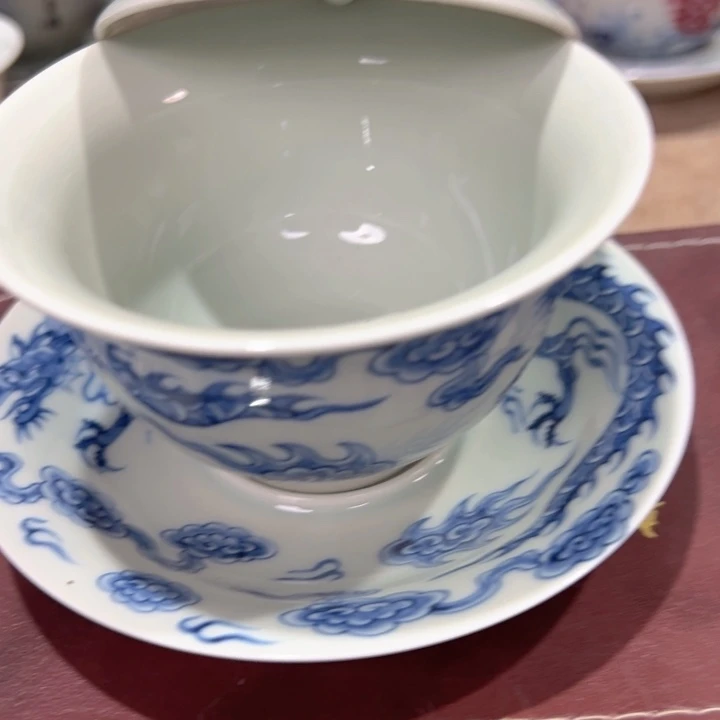 瓷片白青花铠甲龙元宝盖碗全品