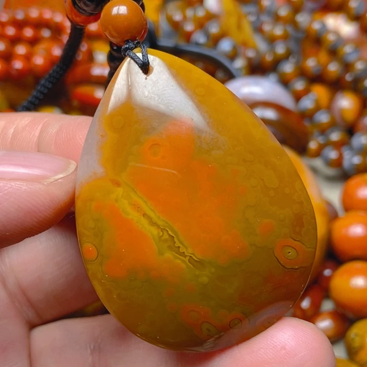 玛瑙/玉髓未镶嵌吊坠