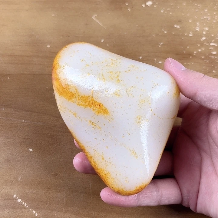 中***庸和田玉未镶嵌挂件