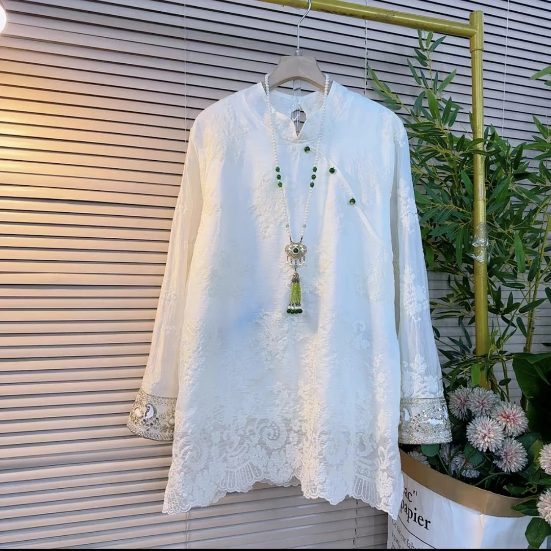 芃芃2466新年款大码女装新中式斜襟钉珠立领拼接织带蕾丝衫上衣