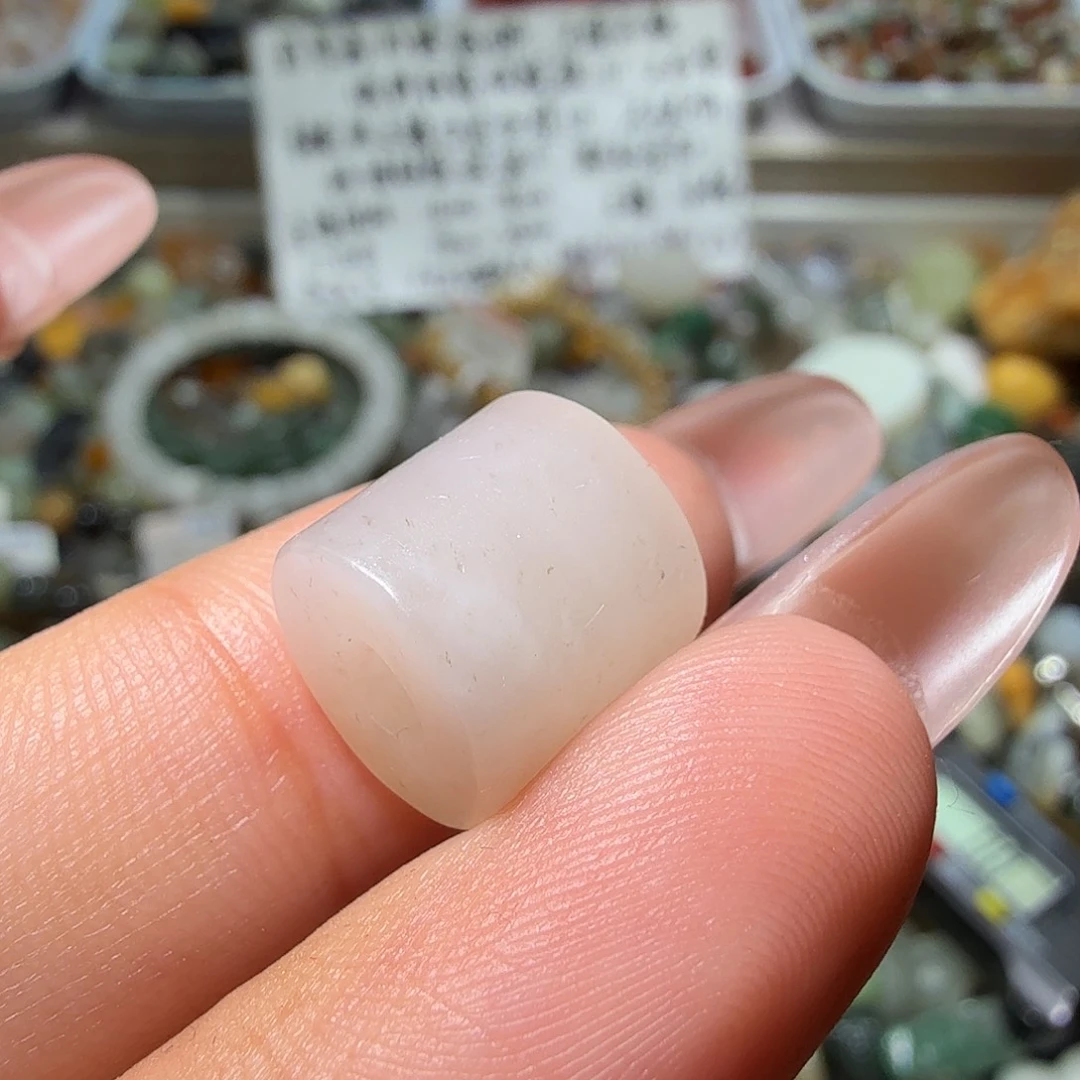 和田玉未镶嵌珠宝奇石