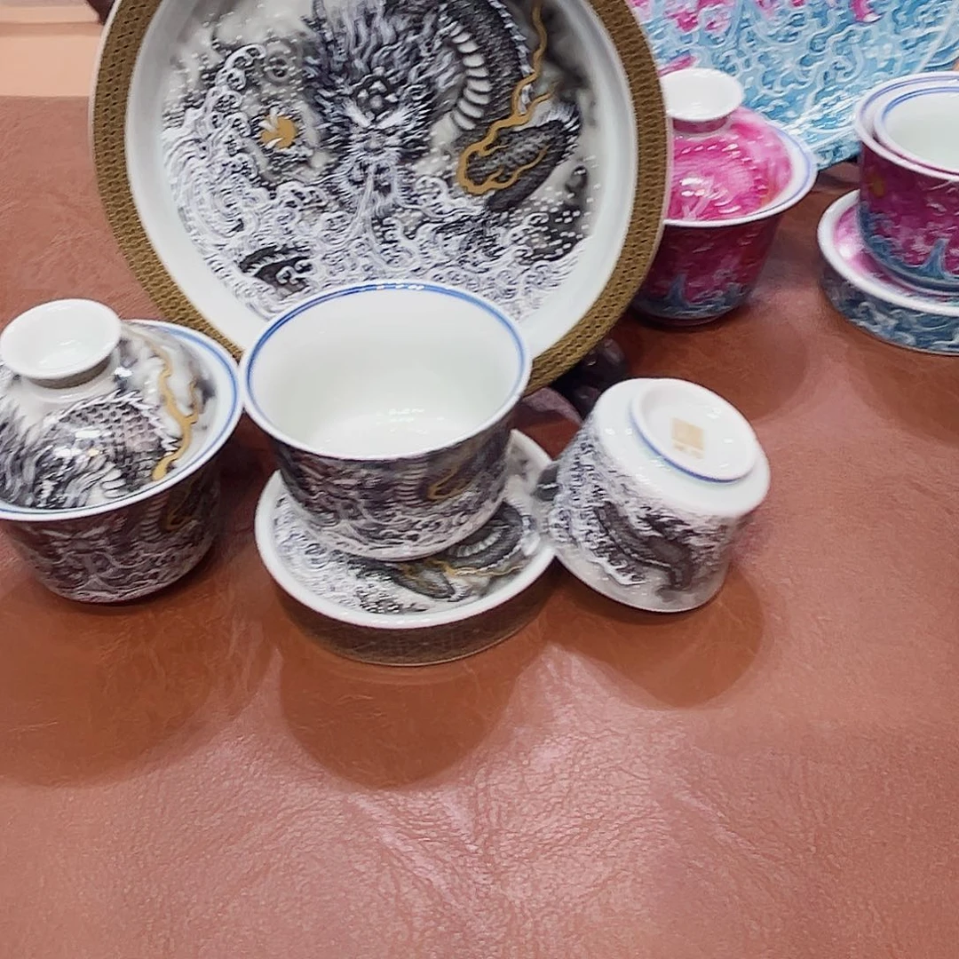 摆件景德镇陶瓷研究所工作多年在